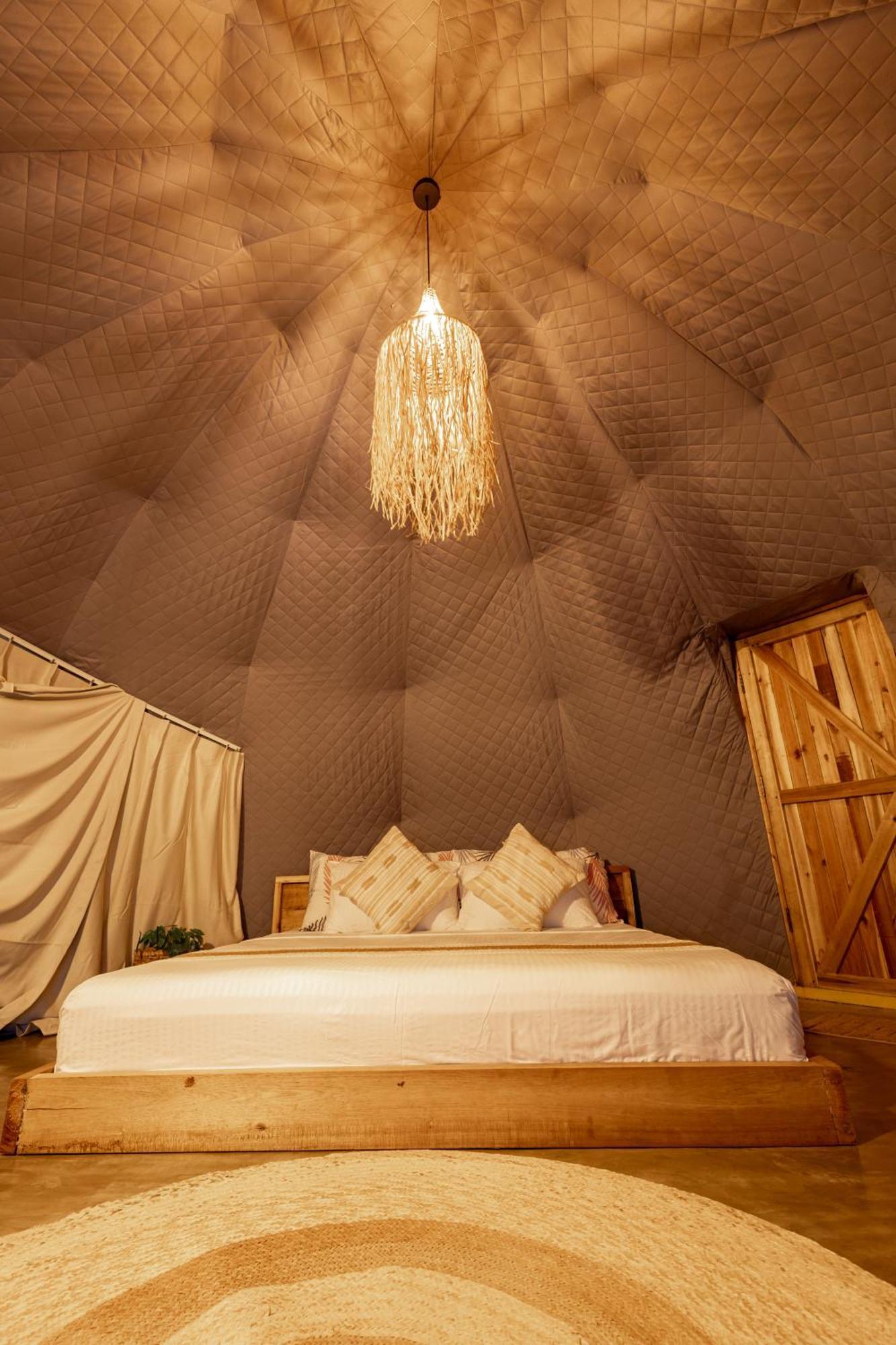 Domes And Dreams Lio Glamping Hotel El Nido Eksteriør billede